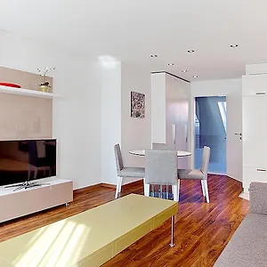 premium-apartments-by-livingdowntown.hotelsbaselswitzerland.com/